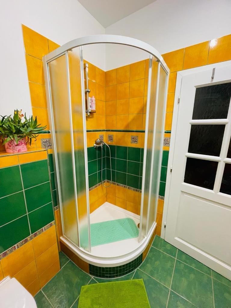 Apartmán U Splavu *